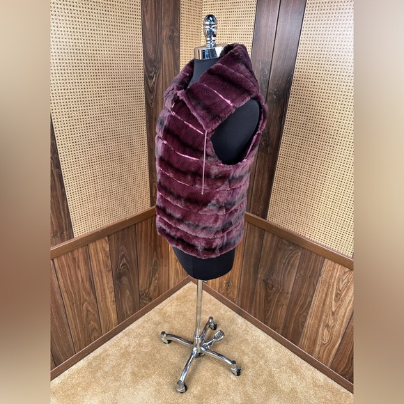 CAROLINA HERRERA DESIGNER DYED EGGPLANT SHEARED WEASEL FUR VEST JACKET COAT 8 M - Picture 4 of 12